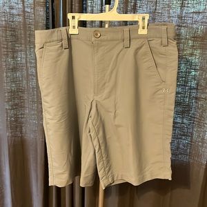 Under Armour golf shorts. Men’s,gray. 34 waist. Excellent condition